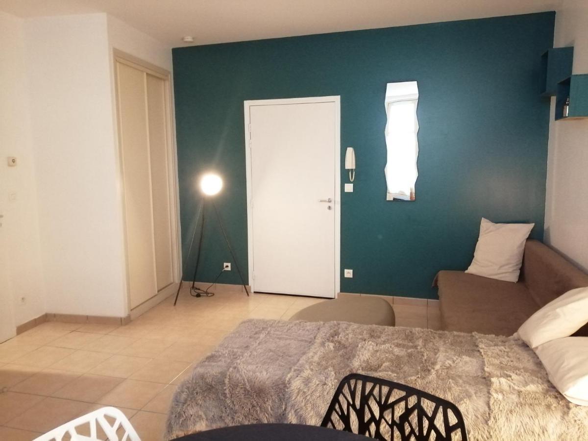 Апартаменты Studio Dans Vieux Magasin 1800 Седан Экстерьер фото
